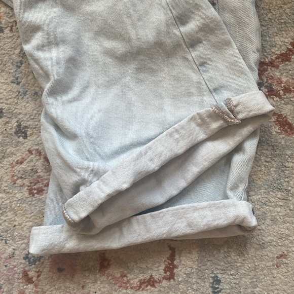 Old Navy Slouchy Straight High Rise Short - size 2 - Picture 6 of 6